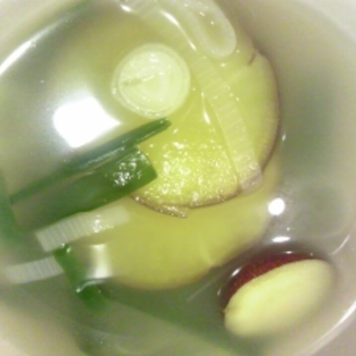 にらとさつまいもの中華スープ‏